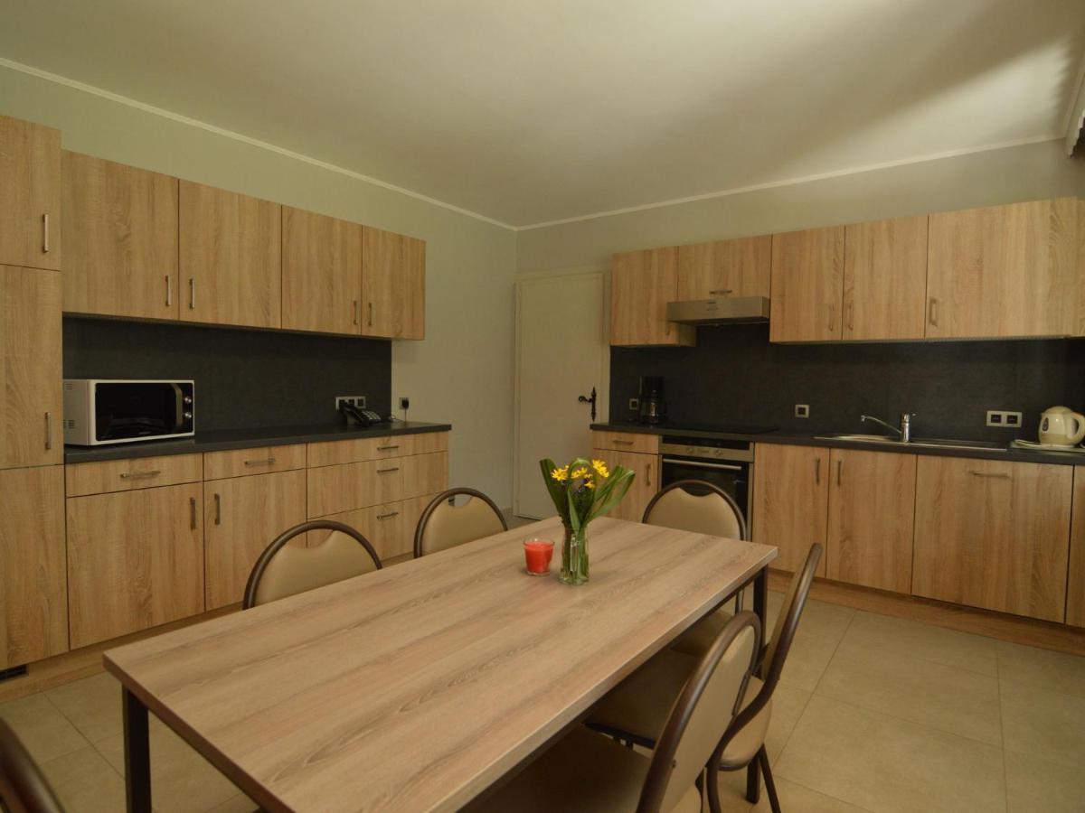 Elegant Villa In Stavelot With Fitness Playroom Luaran gambar