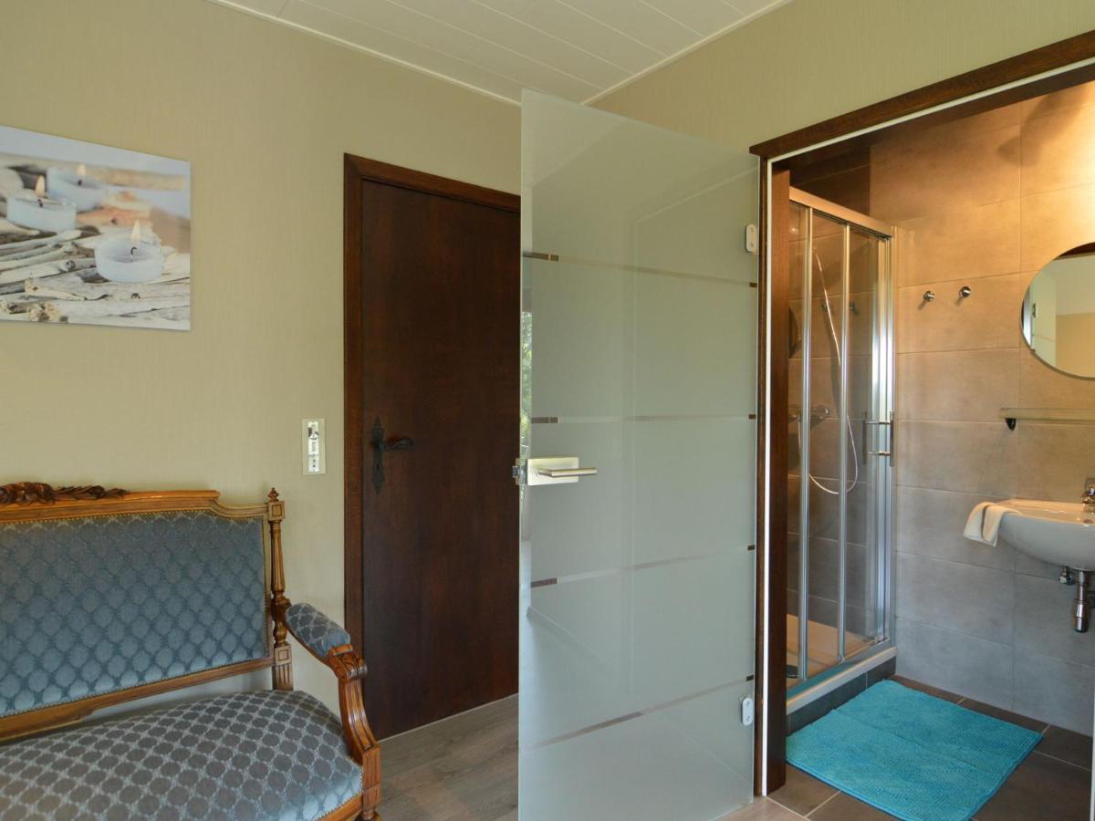 Elegant Villa In Stavelot With Fitness Playroom Luaran gambar
