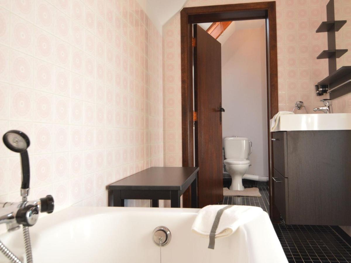 Elegant Villa In Stavelot With Fitness Playroom Luaran gambar