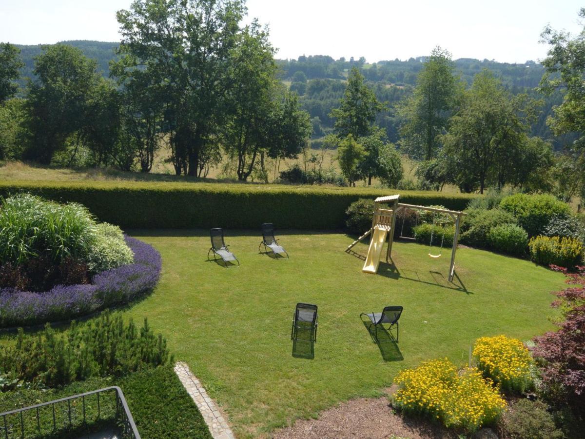 Elegant Villa In Stavelot With Fitness Playroom Luaran gambar