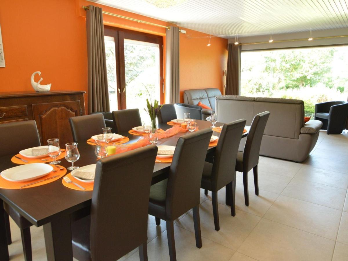 Elegant Villa In Stavelot With Fitness Playroom Luaran gambar