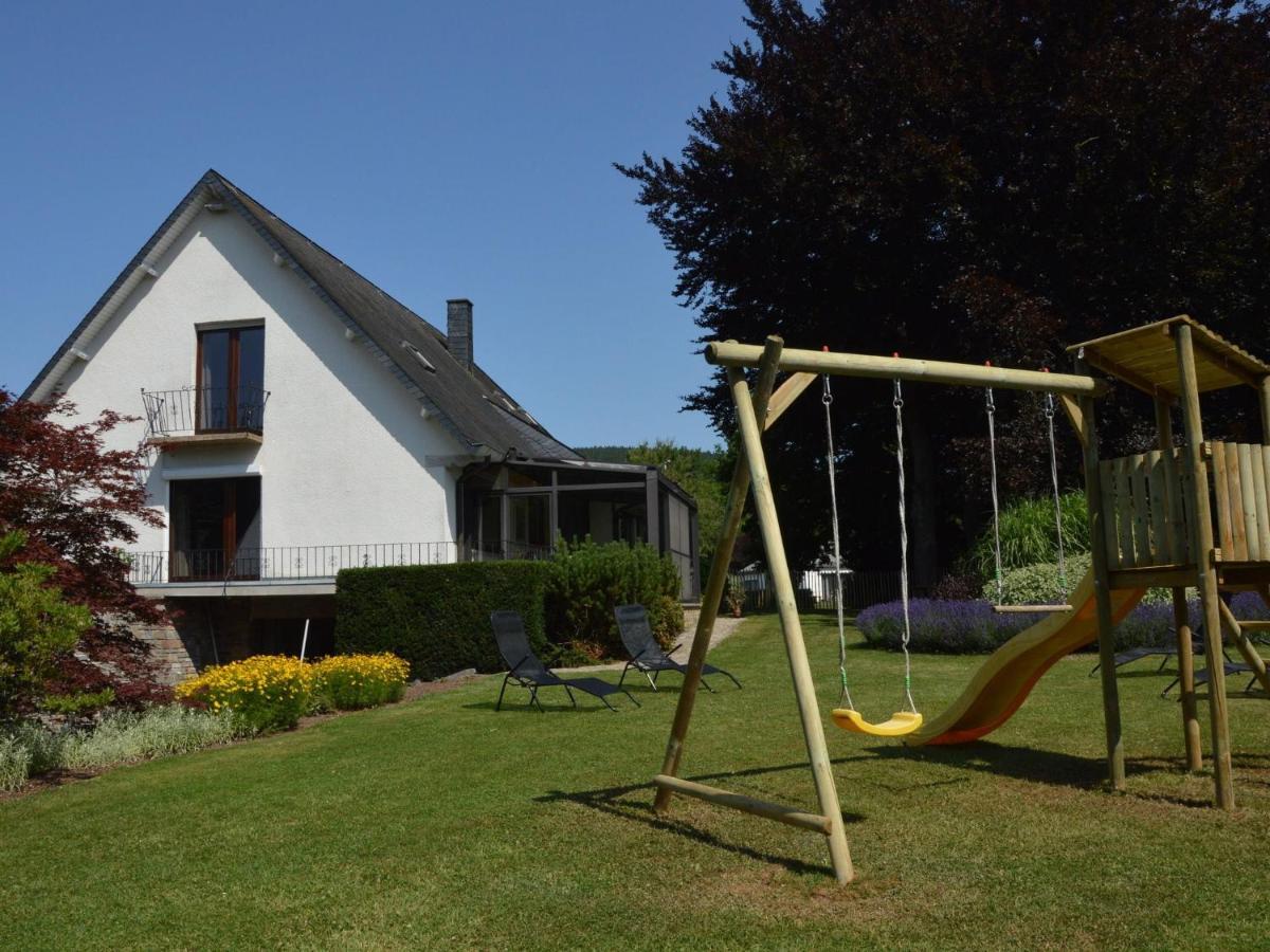 Elegant Villa In Stavelot With Fitness Playroom Luaran gambar