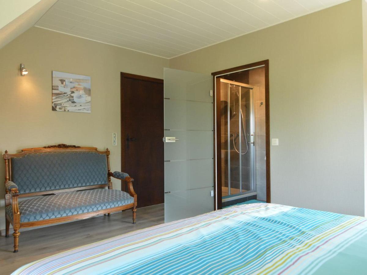 Elegant Villa In Stavelot With Fitness Playroom Luaran gambar